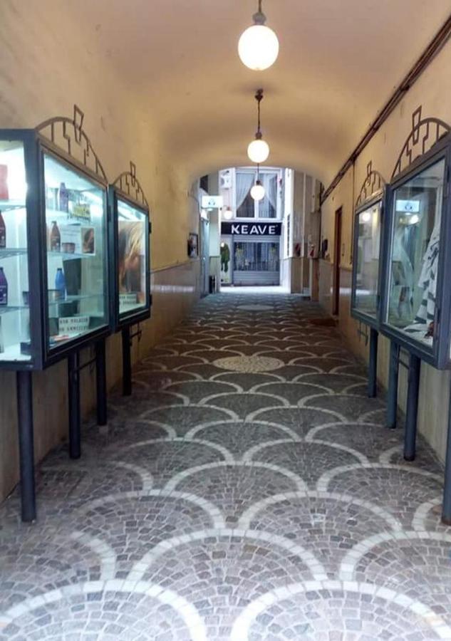 Chiaia Street Holiday Apartment Napoli Exterior foto