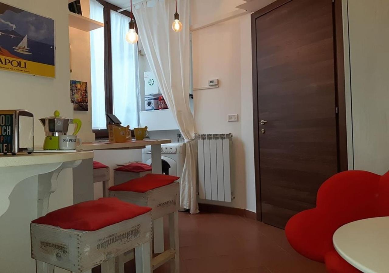 Chiaia Street Holiday Apartment Napoli Exterior foto